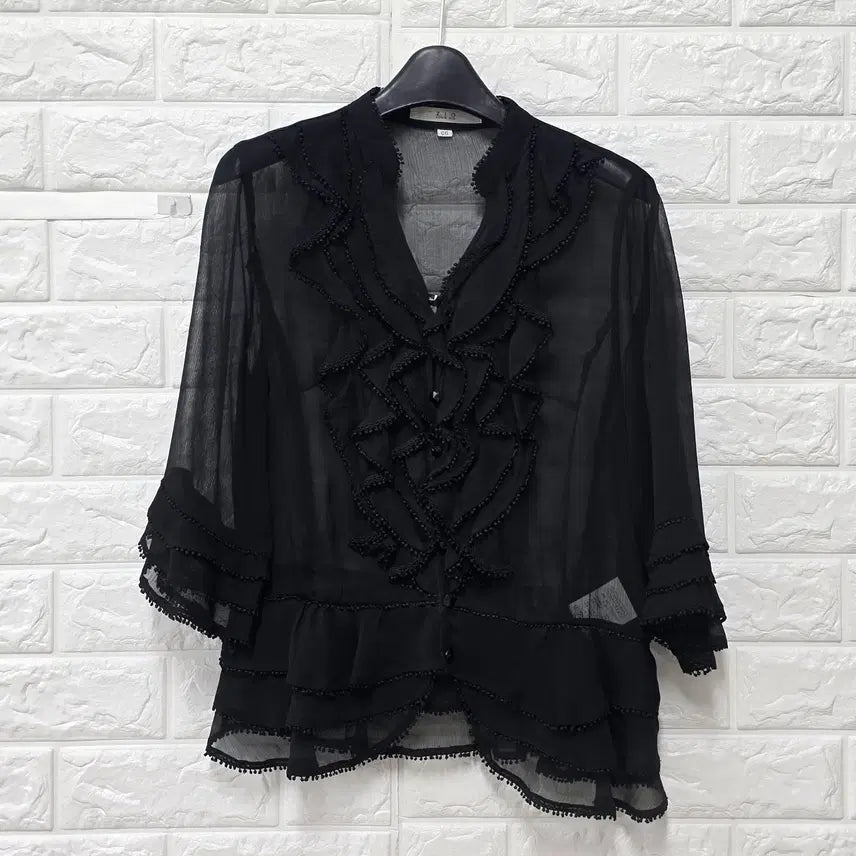 [BUNJANG] M Songzio Black Blouse E89 / M 송지오 블랙 블라우스 E89