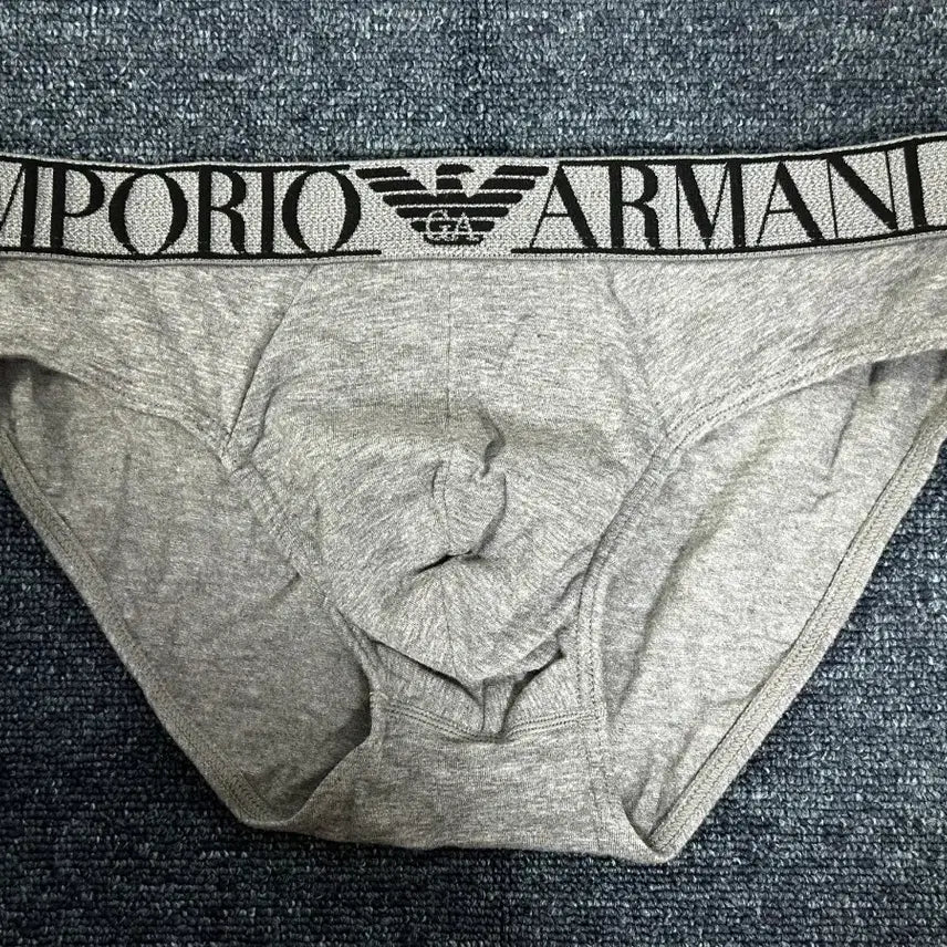 [BUNJANG] Emporio Armani Men's Triangle Underwear Briefs / 엠포리오 아르마니 남자 삼각 속옷 판매/드로즈/남자팬티/바디프로필