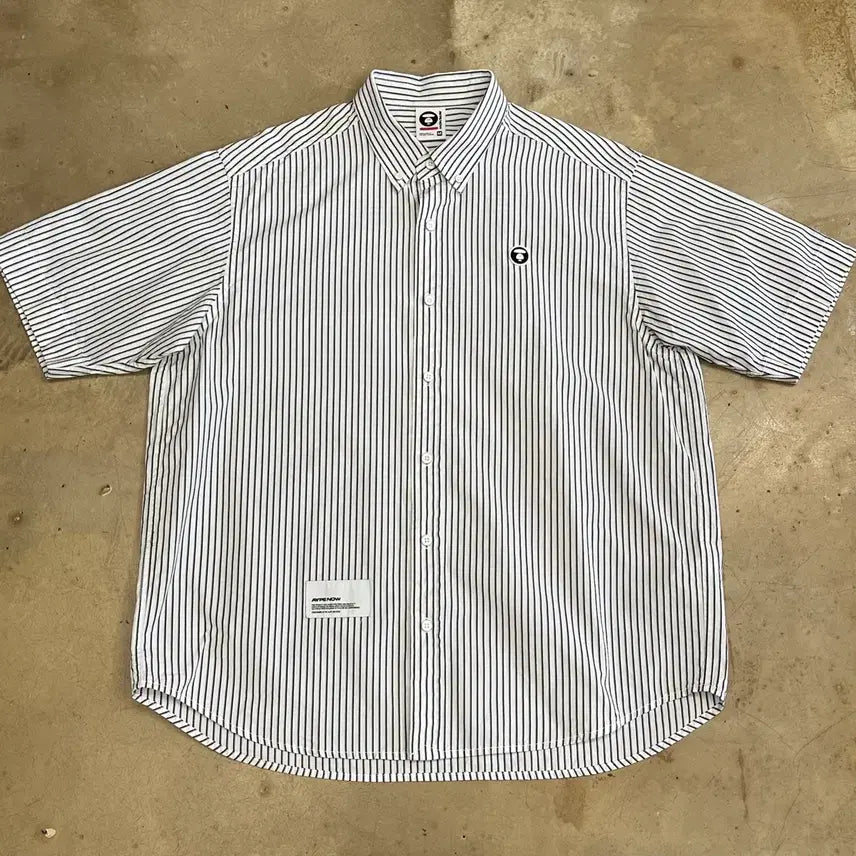 [BUNJANG] Ape Stripe Short Sleeve Shirt - Medium / 에이프 스트라이프 반팔 셔츠 M