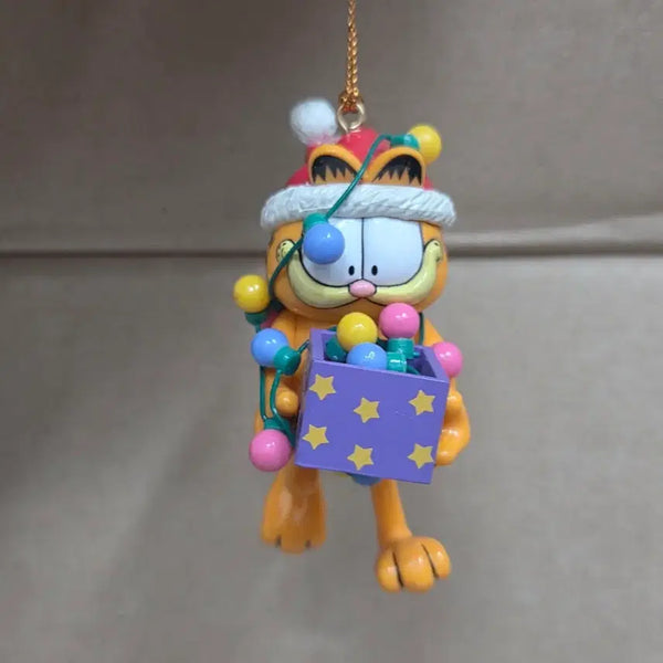[BUNJANG] Christmas Santa Garfield Gift Box Ornament Figure / 크리스마스 산타 가필드 선물상자 오너먼트 피규어
