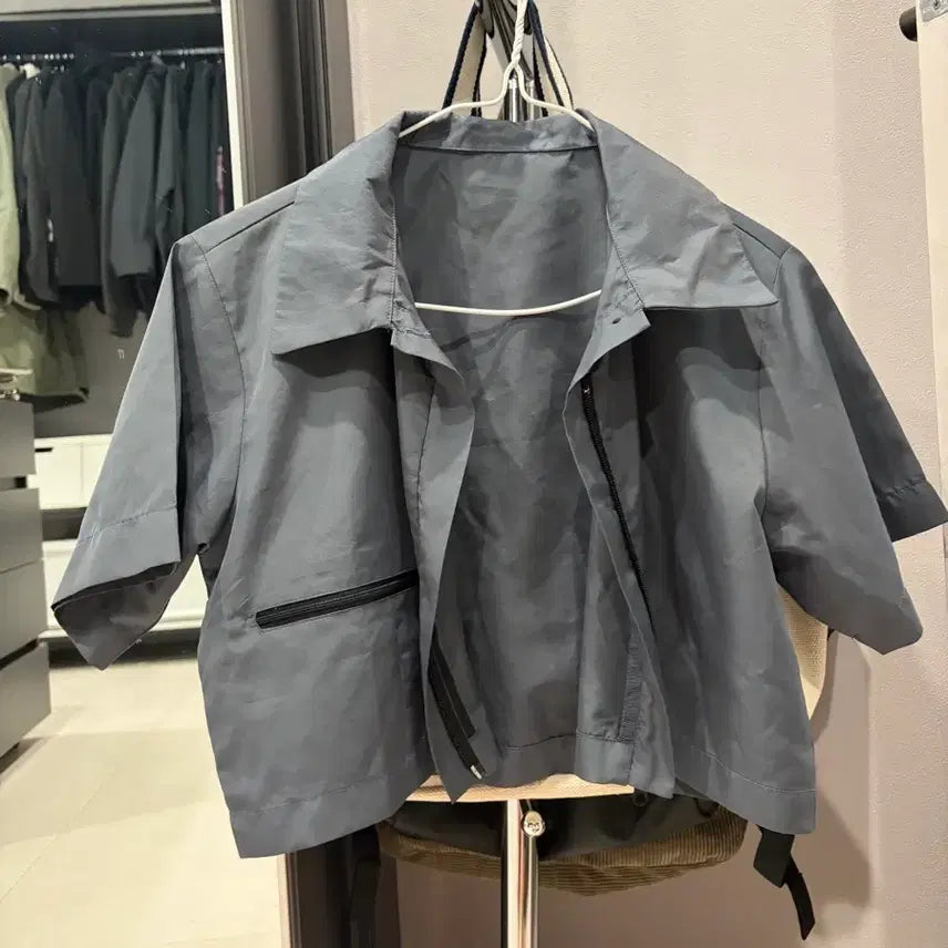 [BUNJANG] Cropped Jacket Style Short-Sleeve Shirt / 크롭 반팔 남방