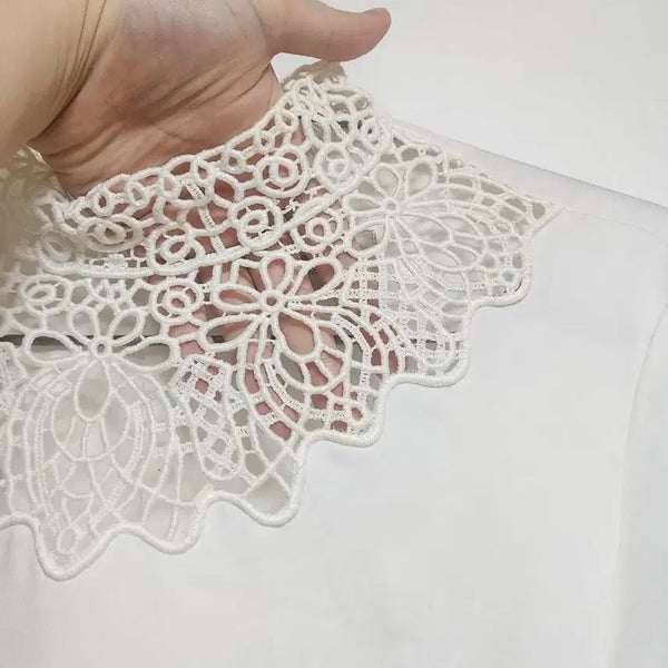 [BUNJANG] Crochet Lace Neck Silky White Blouse / 크로셰 레이스넥 실키 화이트 블라우스