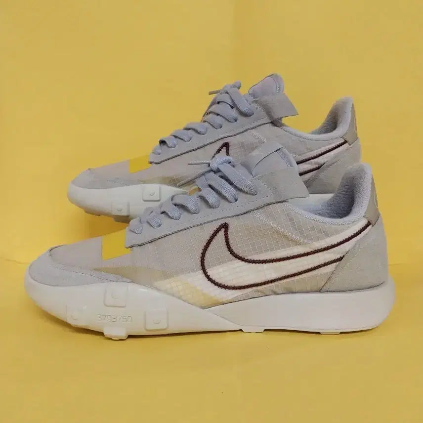 [BUNJANG] Nike Men's Waffle Racer 2K Ghost Sneakers (275mm) / 남성 나이키 운동화 (275)