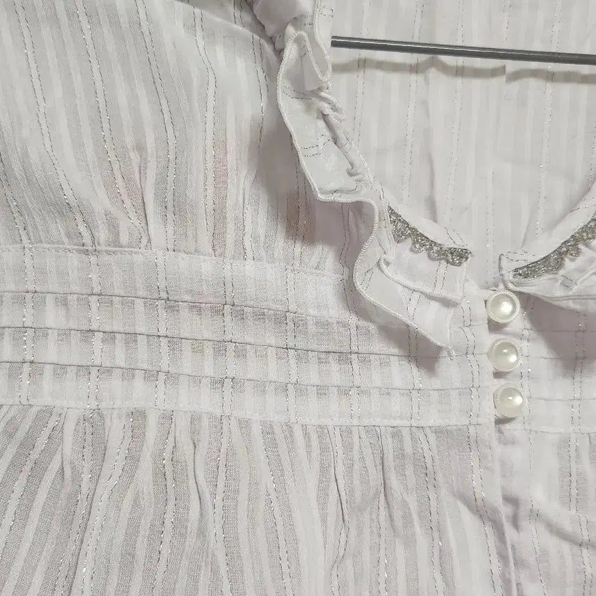 [BUNJANG] White Ruffle Short-Sleeve Cotton Blouse/Cardigan / 화이트 러플 반팔 면 프릴 블라우스/가디건 모리걸