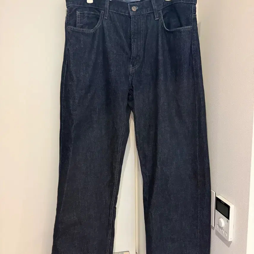 [BUNJANG] Uniqlo x JW Anderson Straight Leg Jeans Size 34 / 유니클로 jw앤더슨 jwa 스트레이트진 34사이즈