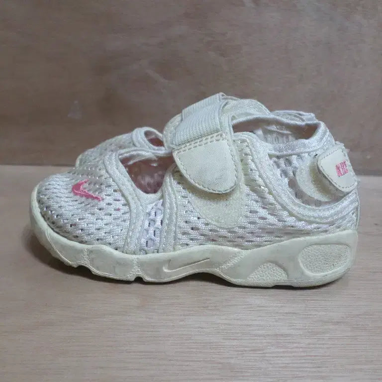 [BUNJANG] Nike Air Rift Kids Junior Shoes / 후루룩구제2 130 나이키 에어리프트 키즈 아동화 주니어 260712