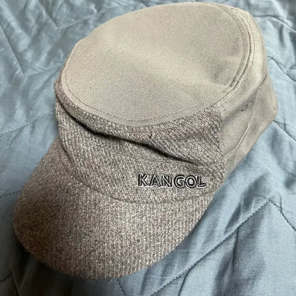 [BUNJANG] Kangol Beige Hunting Cap / 캉골 베이지 헌팅캡