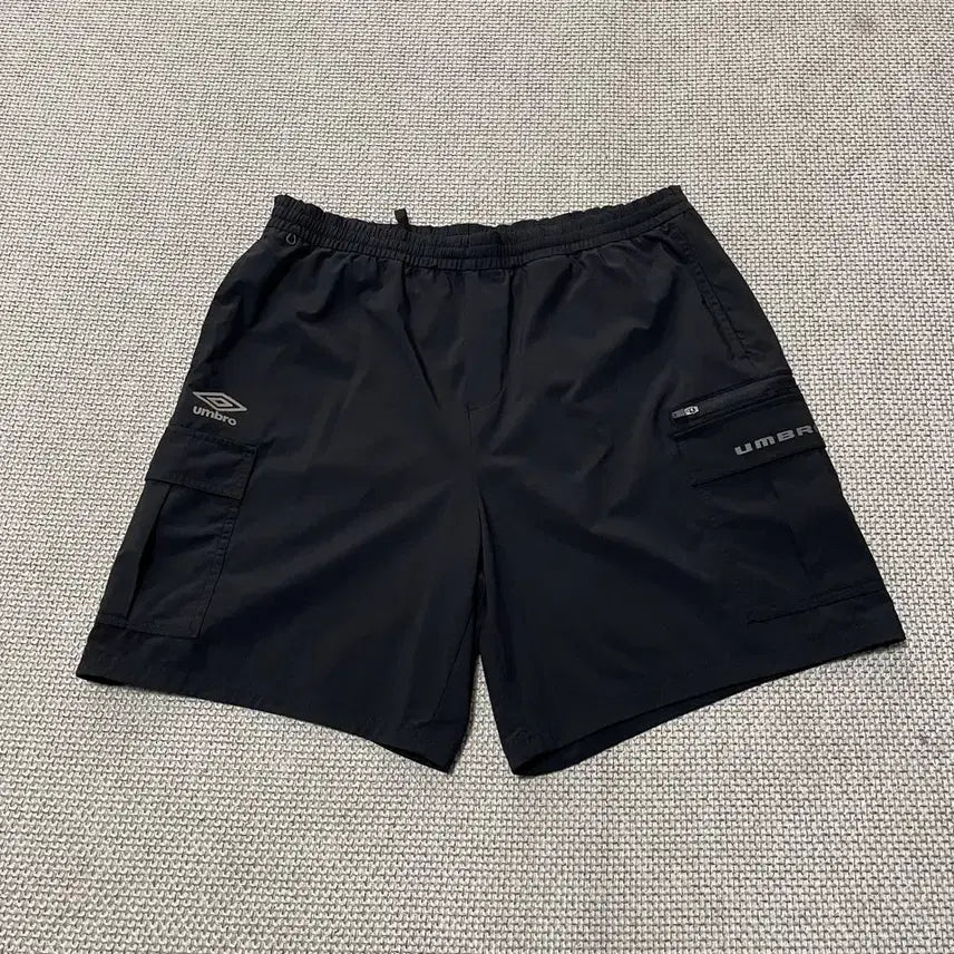 [BUNJANG] Umbro Cargo Training Shorts 2XL / 2XL 엄브로 카고 트레이닝 반바지 하의 B.8511