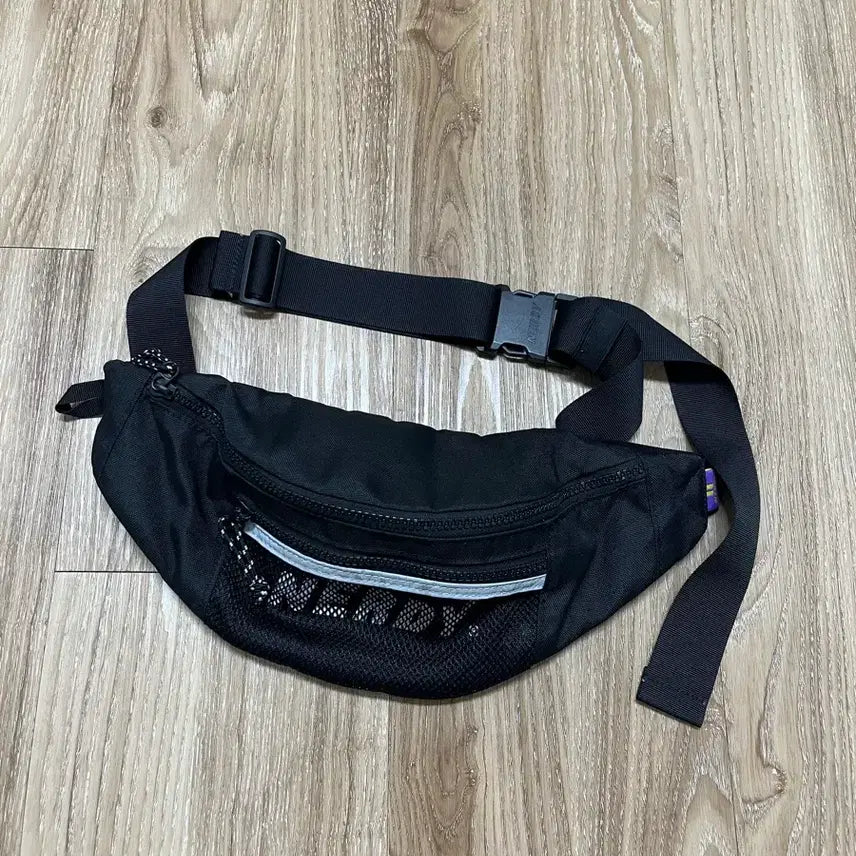 [BUNJANG] NERDY Sling Bag / 널디 슬링백