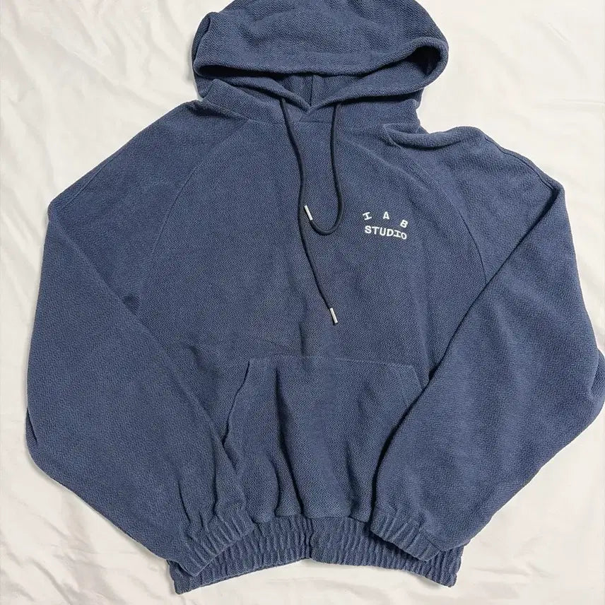 [BUNJANG] IAB Studio Herringbone Hoodie Navy M / 아이앱 스튜디오 헤링본 후드 네이비 M