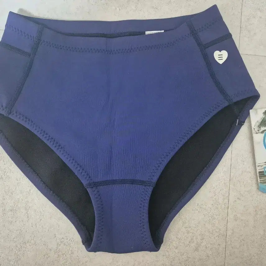 [BUNJANG] Barrel Neoprene Swim Bottoms Blue / 배럴 네오프렌 수영복 하의 블루