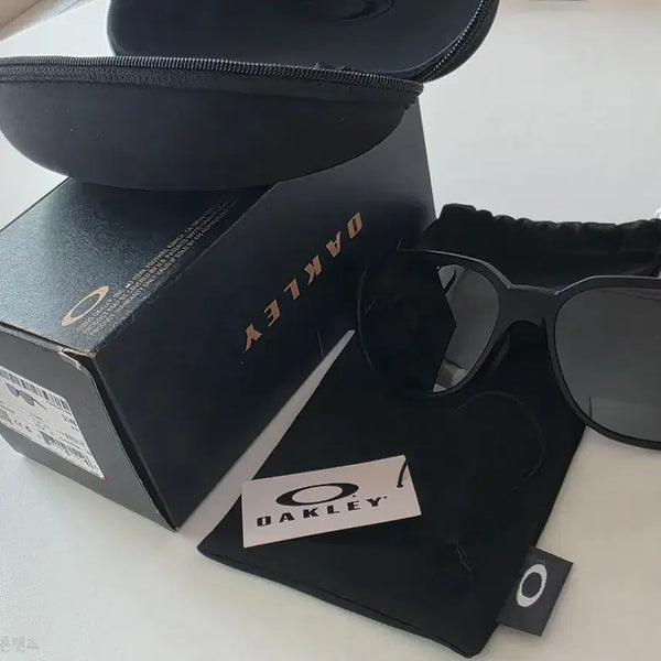 [BUNJANG] Oakley Actuator OO9250A-0257 Matte Black Prizm Polarized Sunglasses / 오클리 엑츄에이터 OO9250A-0257 프리즘 매트블랙 편광렌즈