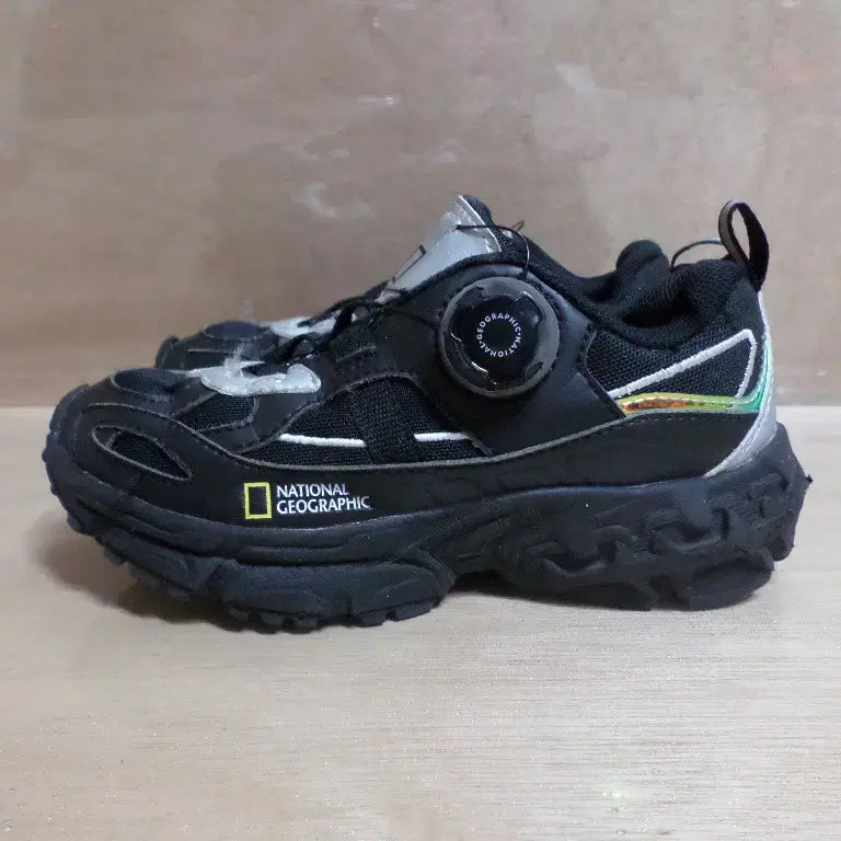 [BUNJANG] National Geographic Boa Kids Junior Shoes Size 260 / 후루룩구제2 200 내셔널지오그래픽 보아 키즈 아동화 주니어260712