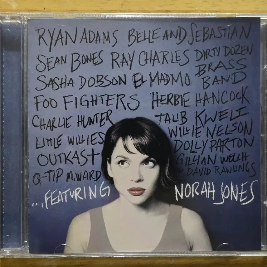 [BUNJANG] Norah Jones ...Featuring CD / CD 음반 Norah Jones 노라 존스- ...Featuring