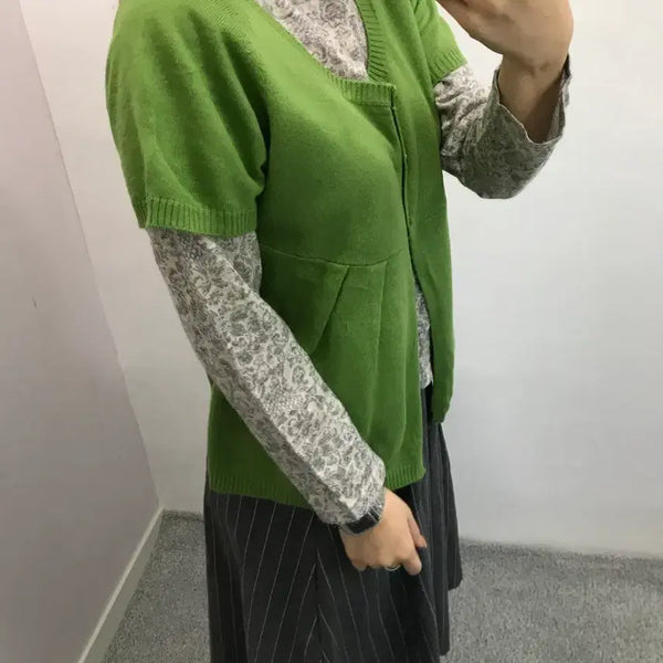 [BUNJANG] Green Button Short Sleeve Cardigan / 연두색 단추 반팔 가디건