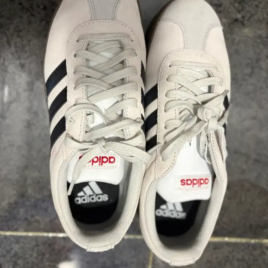 [BUNJANG] Adidas VL Court 2.0 Gum Sole Sneakers / 아디다스 VL 코트 2.0 그레이 검솔