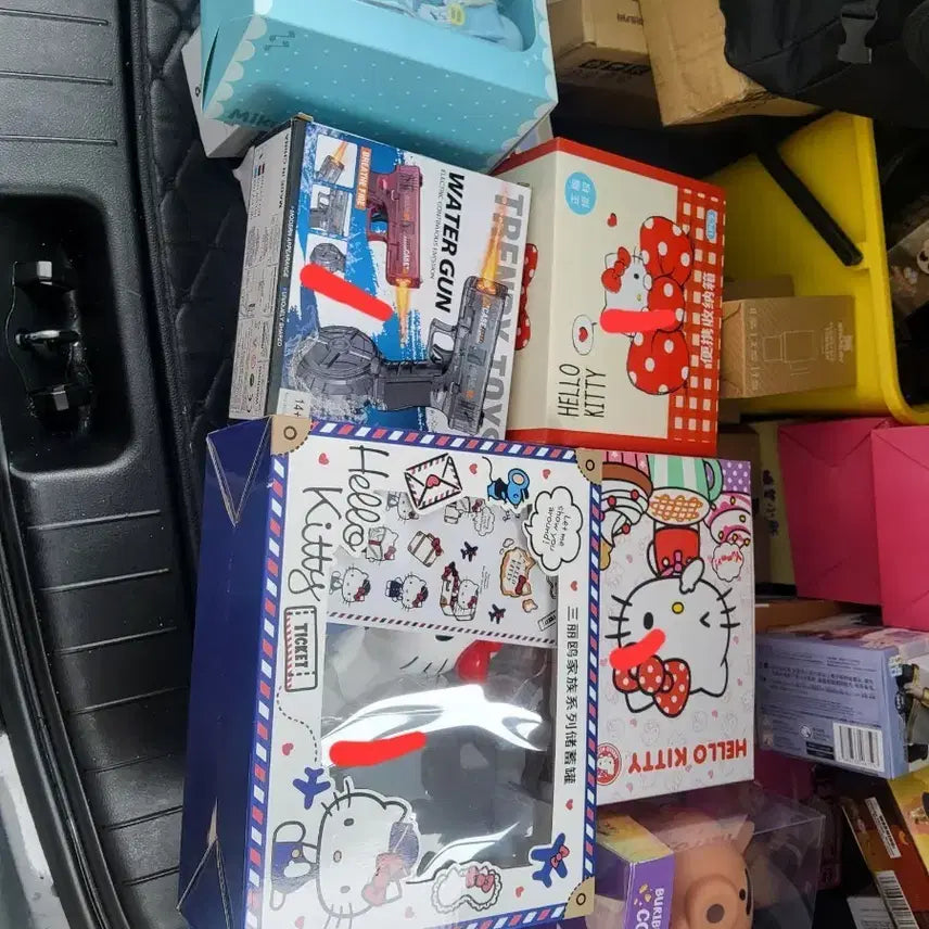 [BUNJANG] Hello Kitty Piggy Bank & Storage Box Set / 헬로키티 저금통/수납함 세트