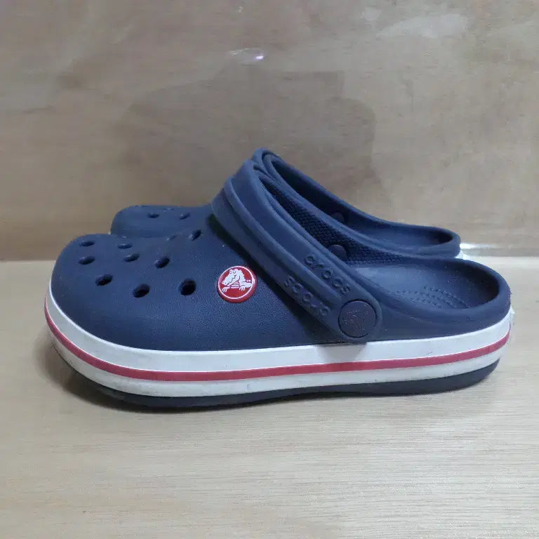 [BUNJANG] Crocs Kids Sandals Slippers / 후루룩구제2 200 크록스 샌들 슬리퍼 키즈 아동화 주니어260712