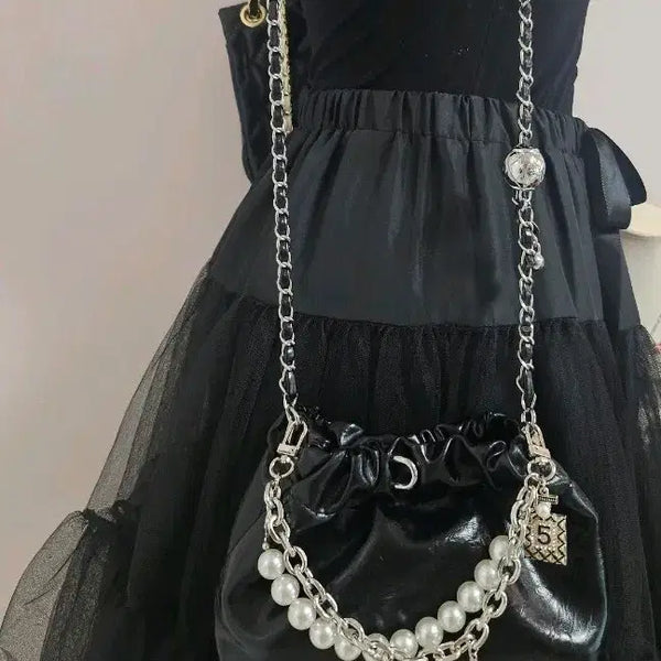 [BUNJANG] Quilted Pleated Drawstring Bag with Pearl Chain - Black / 새상품)퀼팅 주름 복조리백 진주 체인 블랙