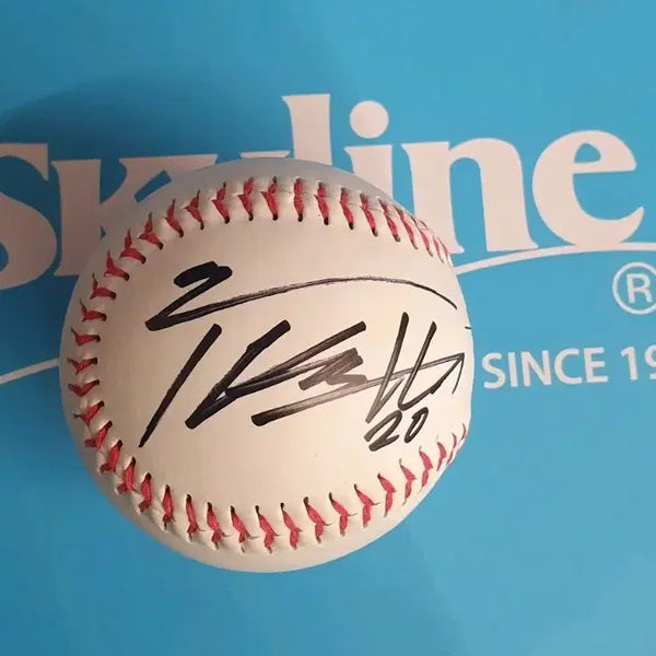 [BUNJANG] LG Twins Woo Kang-hoon Autographed Baseball / LG트윈스 우강훈 선수님 싸인볼 친필 싸인 야구공 스카이라인 엘지 트윈스