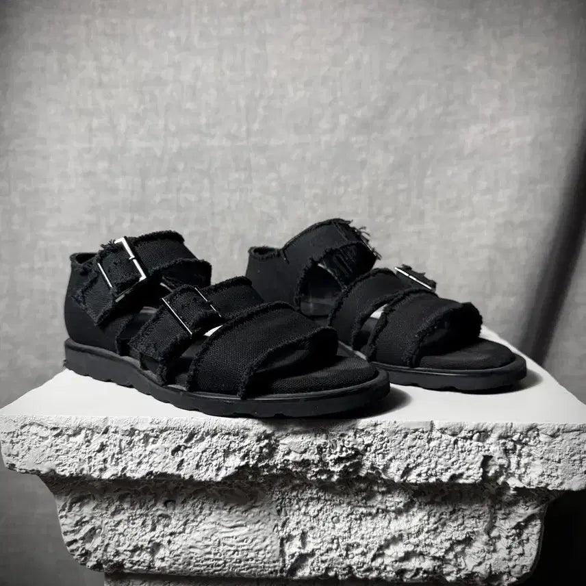 [BUNJANG] Yohji Yamamoto 20SS Runway Frayed Denim Sandals / 요지야마모토 20ss 런웨이 샌들