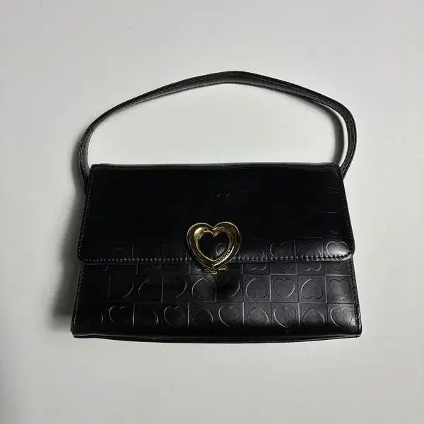 [BUNJANG] Lovecack Black Heart Embossing Shoulder Bag PR2336 / 러브캑 블랙 하트 엠보싱 숄더백 PR2336