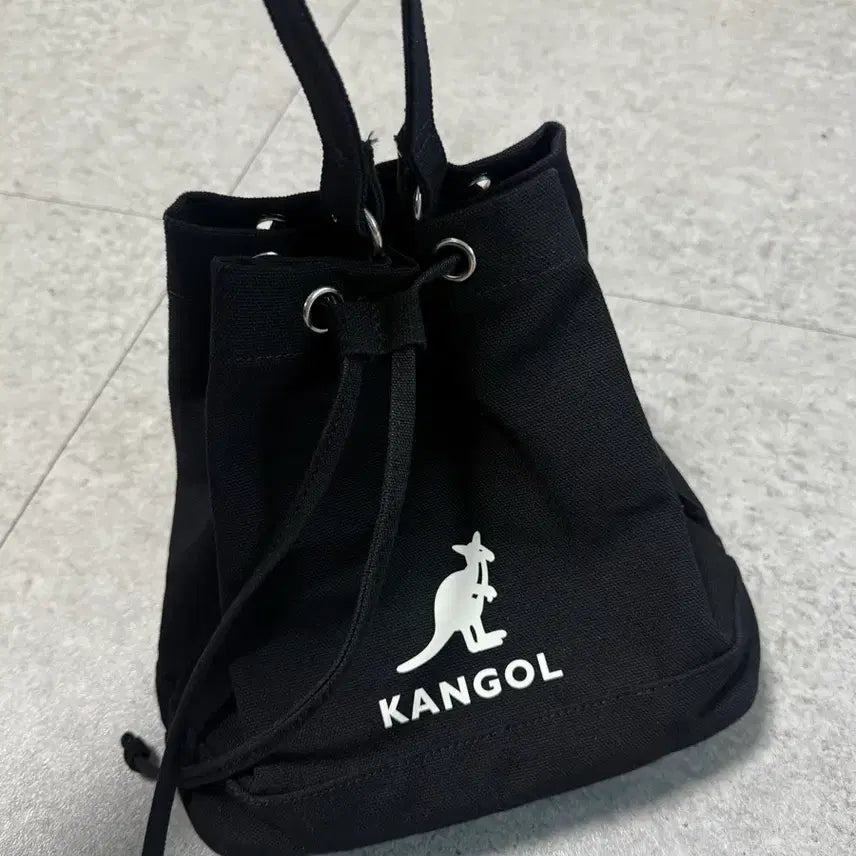 [BUNJANG] Kangol Bucket Bag Black / 캉골 복조리백 블랙