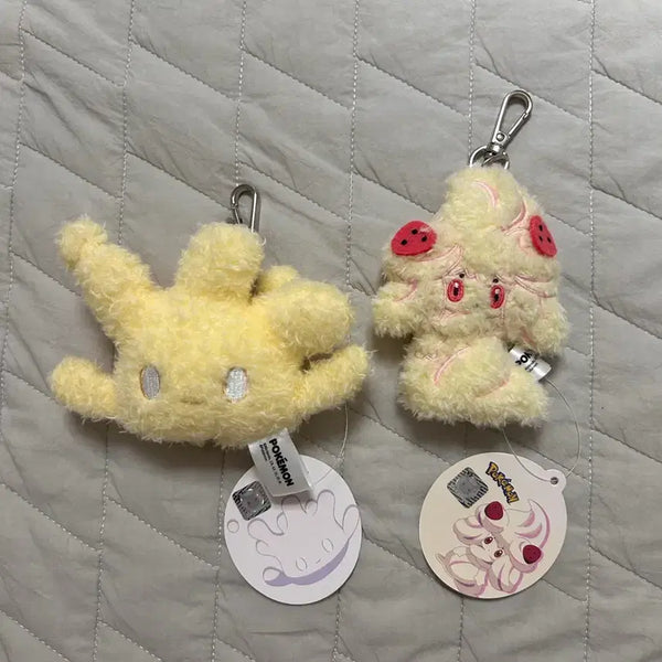 [BUNJANG] Pokemon Hatterene & Indeedee Flat Keychain Set / [정품] [새상품] 포켓몬 마휘핑 마빌크 세트 납작키링