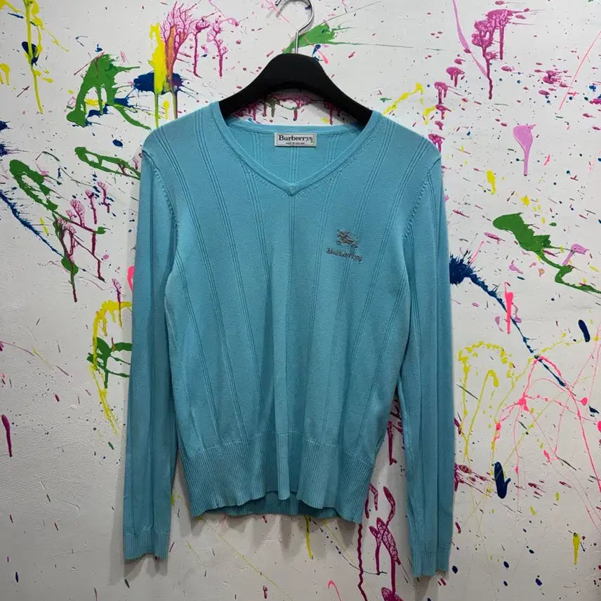 [BUNJANG] Burberry 90s Cotton V-Neck Sweater Sky Blue / 90s 버버리 코튼 브이넥 스웨터 스카이블루