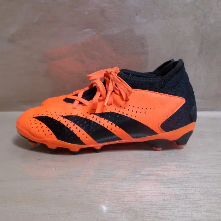 [BUNJANG] Adidas Predator Kids Football Boots / 후루룩구제2 215 아디다스 프레데터 축구화 키즈 아동화 260712