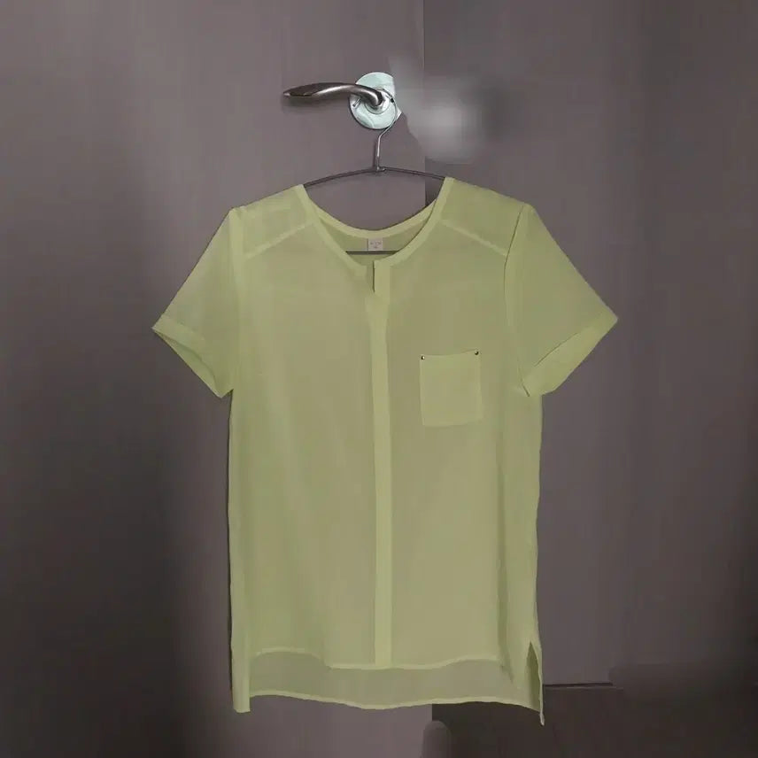 [BUNJANG] Georges Rech Lime Green Blouse / 조르쥬 레쉬의 라임색 블라우스 (66)