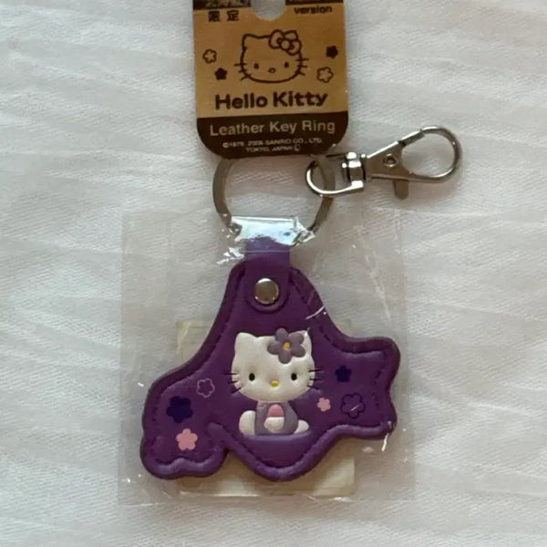 [BUNJANG] Sanrio Hokkaido Limited Edition Leather Keyring / 고전 산리오 훗카이도 한정 레더 키링