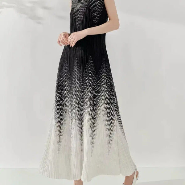 [BUNJANG] Pleated Long Dress Black White / 플리츠 원피스 블랙 화이트 롱 원피스 세련된. 원피스