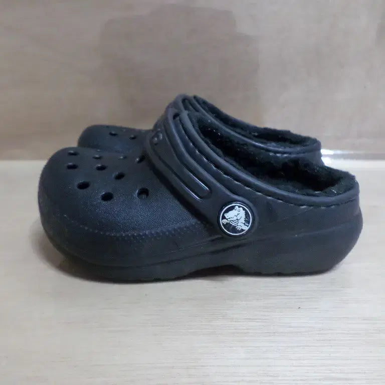 [BUNJANG] Crocs Kids Sandals Sliders (Pre-owned) / 후루룩구제2 150 크록스 키즈 아동화 샌들 슬리퍼 260712