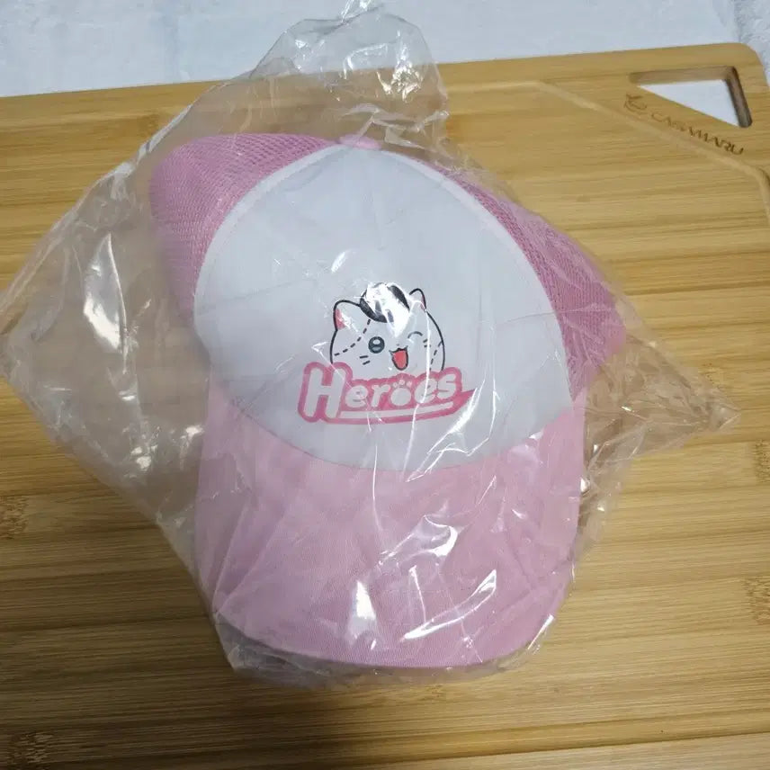 [BUNJANG] Kiwoom Heroes Choonbae Collaboration Pink Baseball Cap / 키움히어로즈 춘배 콜라보 핑크 모자
