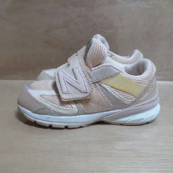 [BUNJANG] New Balance 990 Pink Kids Junior Shoes / 후루룩구제2 140 뉴발란스 990 핑크 키즈 아동화 주니어260712