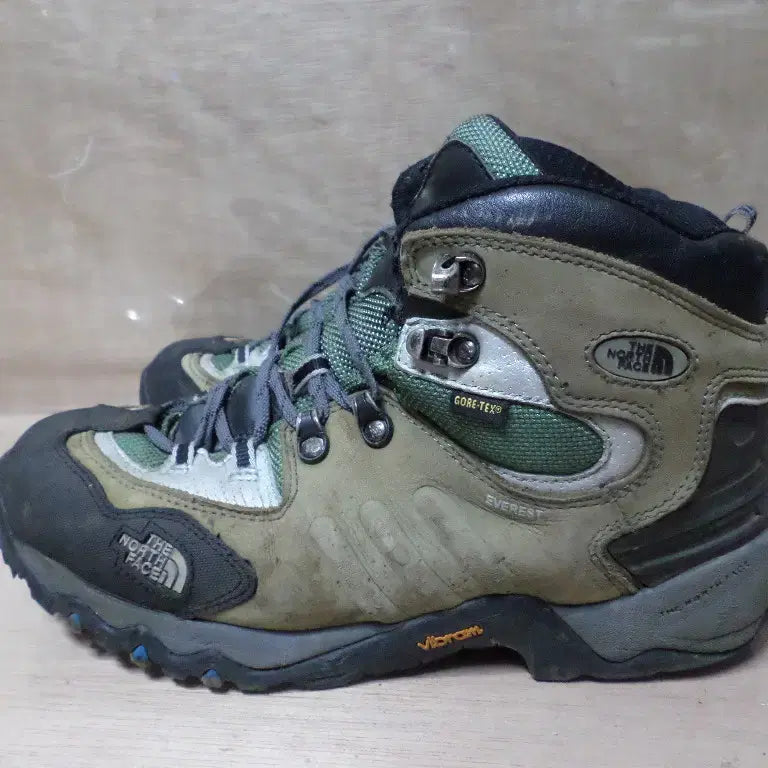 [BUNJANG] The North Face Hexa Gore-Tex Hiking Boots / 후루룩구제2 270 노스페이스 헥사 고어텍스 등산화 260712
