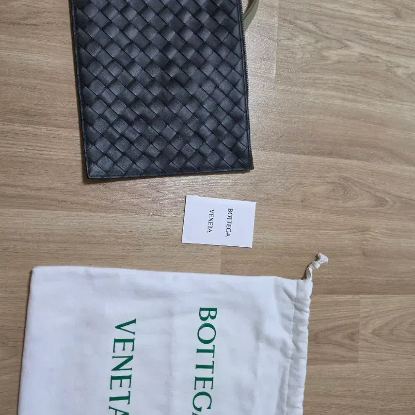 [BUNJANG] Bottega Veneta Clutch Black / 보테가베네타 클러치 블랙