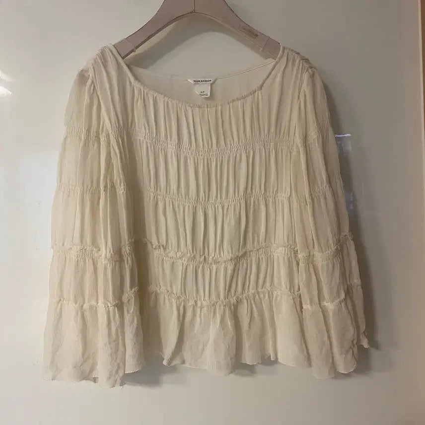 [BUNJANG] Club Monaco Silk Blend Square Neck Shirred Blouse / 클럽모나코 실크 견100% 캉캉 셔링 블라우스 스퀘어넥