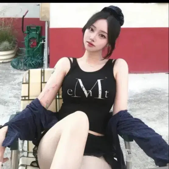 [BUNJANG] MUSEENT Sleeveless Top Black / 무센트 나시
