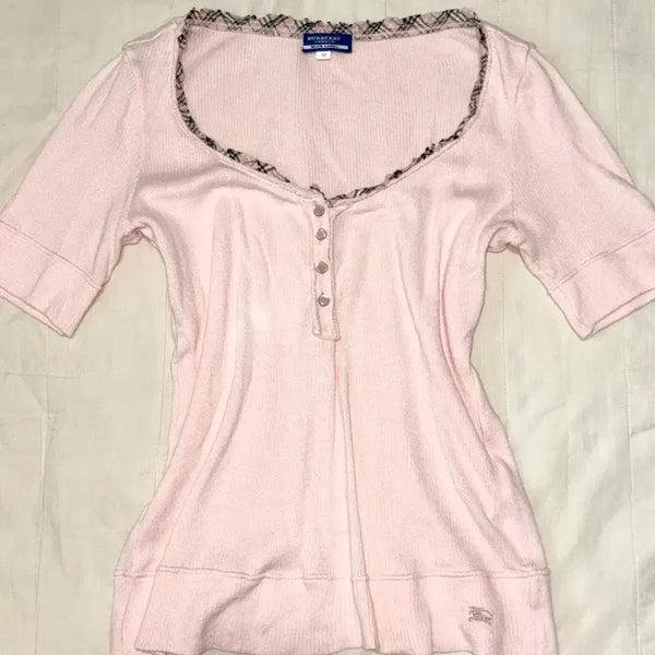 [BUNJANG] Burberry Blue Label Pale Pink Button Top Strawberry Milk / 버버리 블루라벨 연핑크 버튼 탑 딸기우유 로걀탑 히메갸루 오네갸루