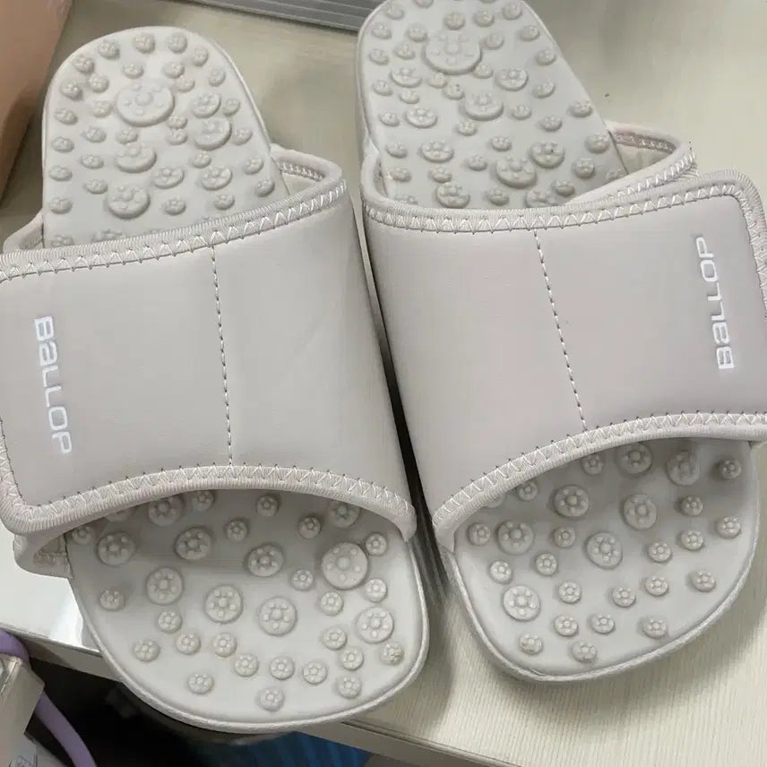 [BUNJANG] Valop Women's Caloring Acupressure Diet Slippers / 밸롭 여성용 칼로링 다이어트 지압 슬리퍼 판매