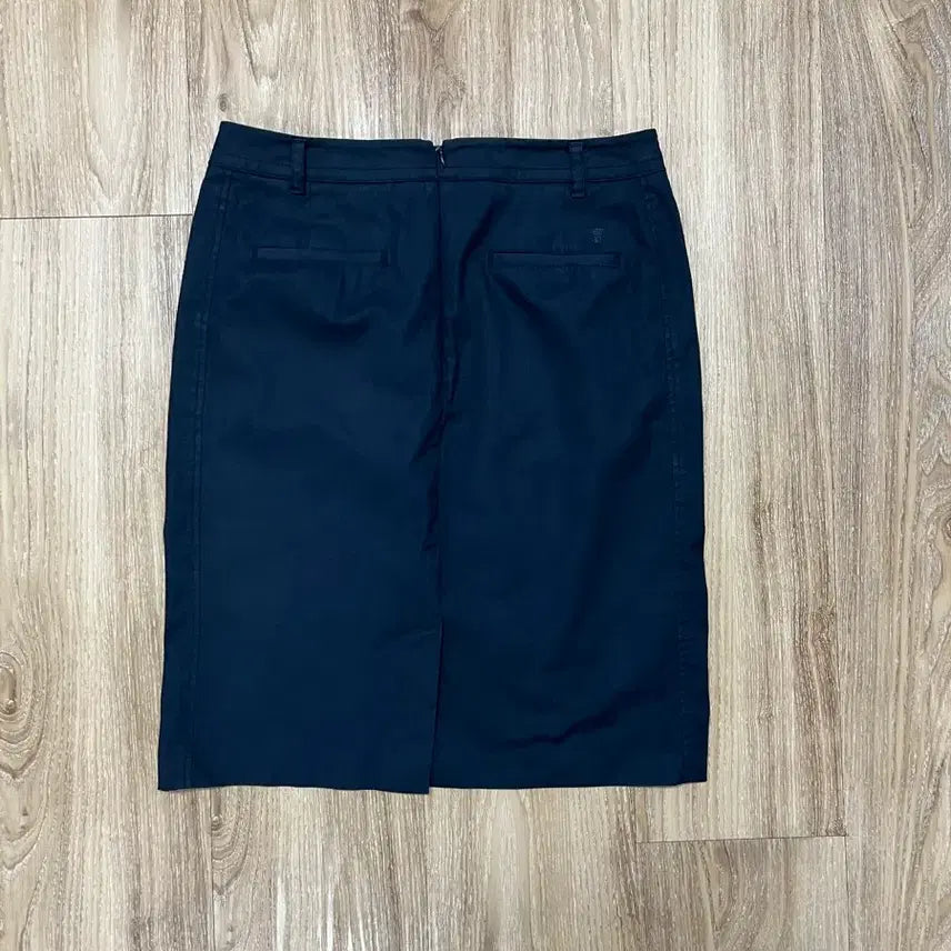[BUNJANG] BCBG Navy Skirt (29) / BCBG 스커트 29