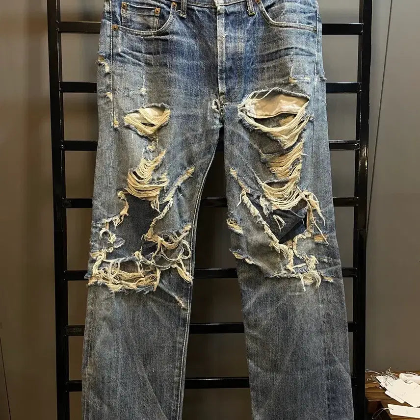 [BUNJANG] Levi's 501 Distressed Vintage Denim Pants / [34] 리바이스(LEVI'S) 501 빈티지 디스트로이드 데님 팬츠 5