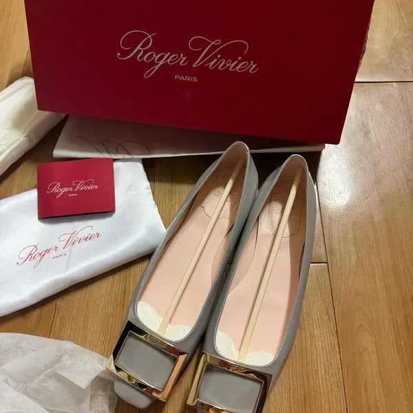 [BUNJANG] Roger Vivier Genuine Flat Shoes / 로저비비에 정품 플랫