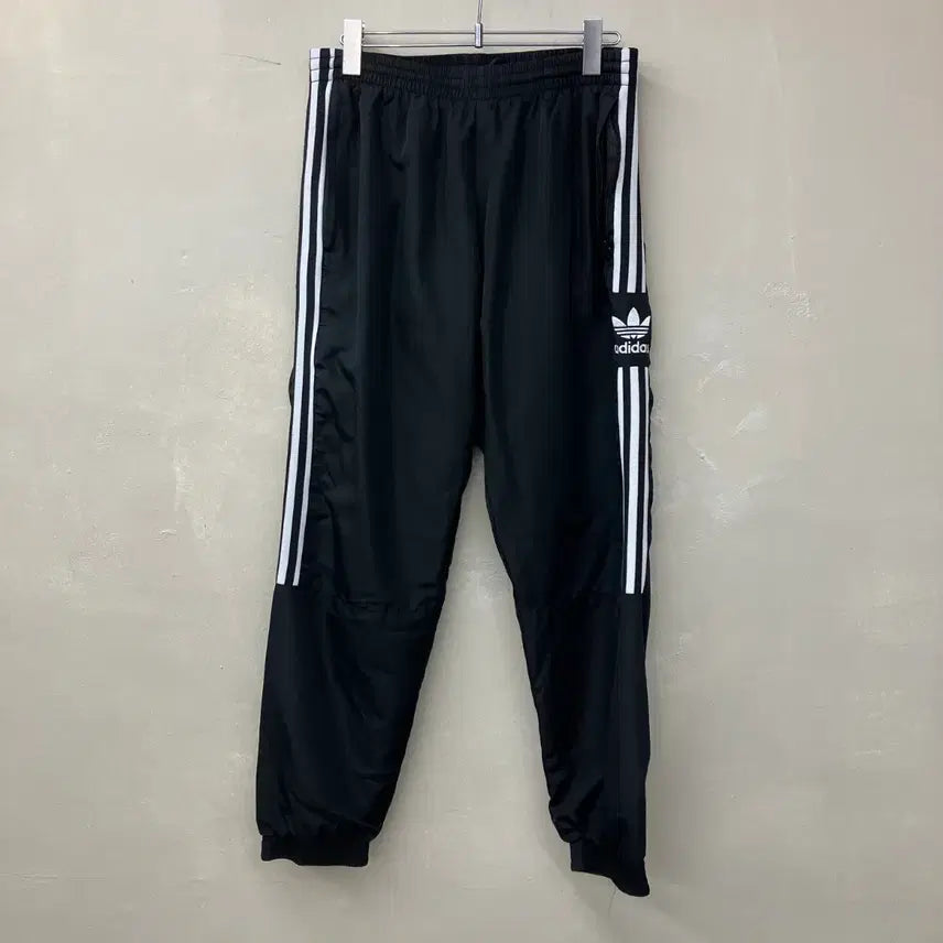 [BUNJANG] Adidas 3-Stripes Track Pants Black / 아디다스 삼선 트레이닝 팬츠 블랙