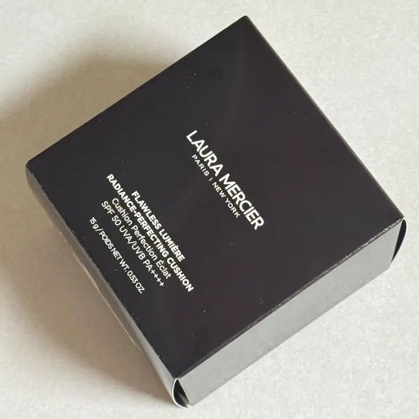 [BUNJANG] Laura Mercier Flawless Lumière Cushion Case / [새상품] 로라메르시에 플로리스 뤼미에르 쿠션 캐슈