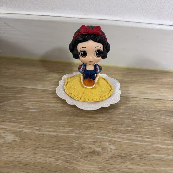[BUNJANG] Disney Princess Snow White Q Posket Sugarly Ver. A Figure / 박스X 백설공주 큐포스켓 슈걸리 백설 A Ver.