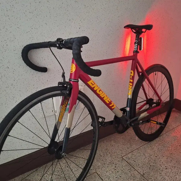 [BUNJANG] Engine11 Crit-D Fuschia Medium/Large Bicycle / 엔진11 크릿디 푸시아(대구에 매물 거의 없습니다 희긔매물!!)