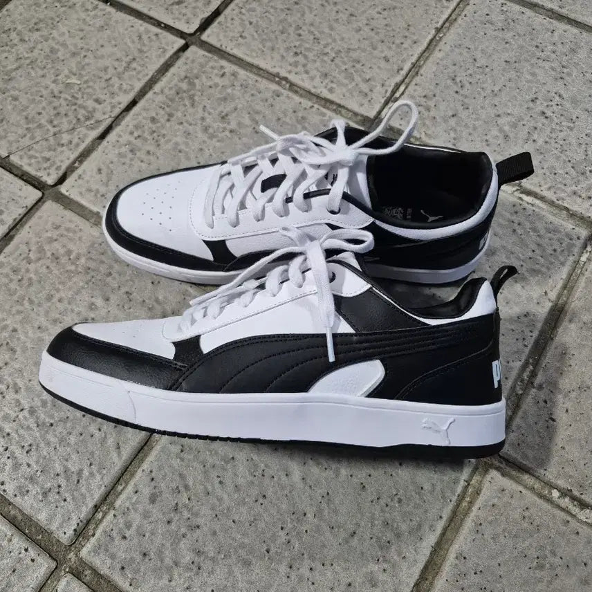 [BUNJANG] Puma Sneakers Black/White Size 285 / 푸마 스니커즈 블랙/화이트285